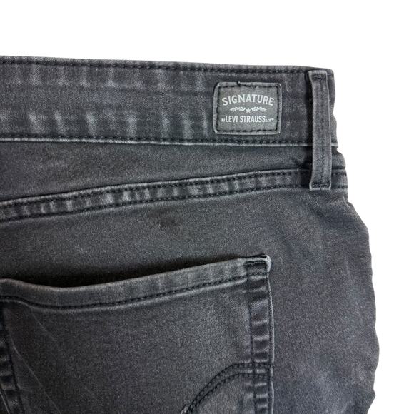 Signature By Levi Strauss Jeans Womens 18 Black Denim Stretch Modern Skinny Leg - Picture 8 of 16